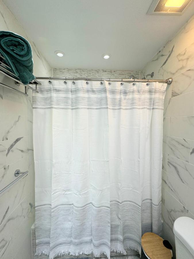 The Waltham Private Room & Bathroom John F Kennedy Jfk Lga Airport Manhattan Penn Station Bullet-Train 15 Min นิวยอร์ก ภายนอก รูปภาพ